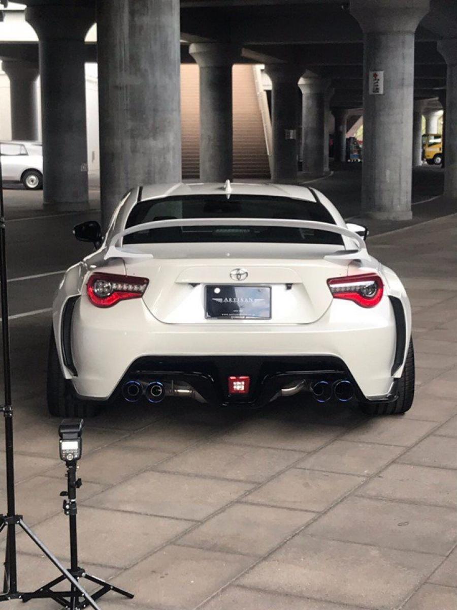  Toyota GT 86 by Artisan Spirits 2019 года  (фото 2 из 3)